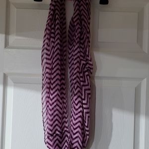 Gorgeous Woman's scarf!  One size